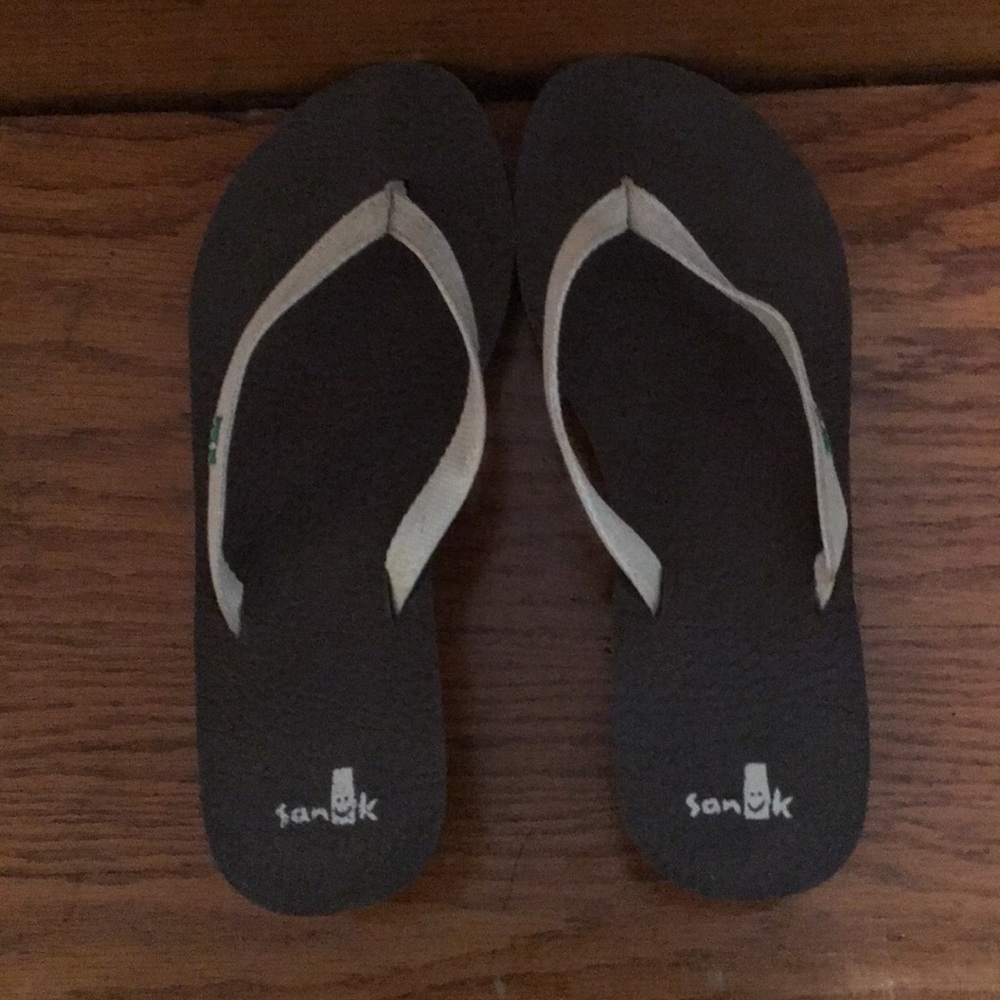 Women’s shoes